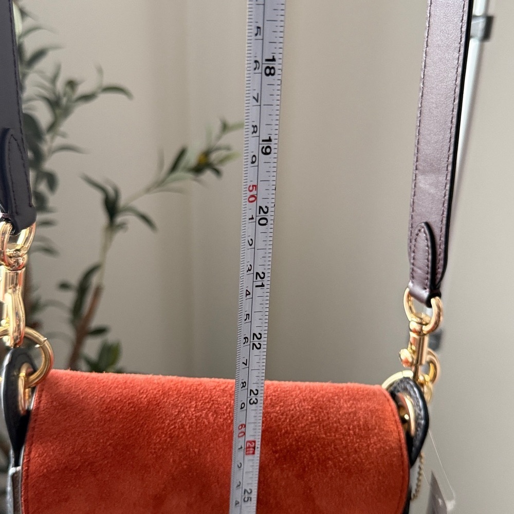 Coach. Kleo bag Signature Canvas Suede - Picture 13 of 14
